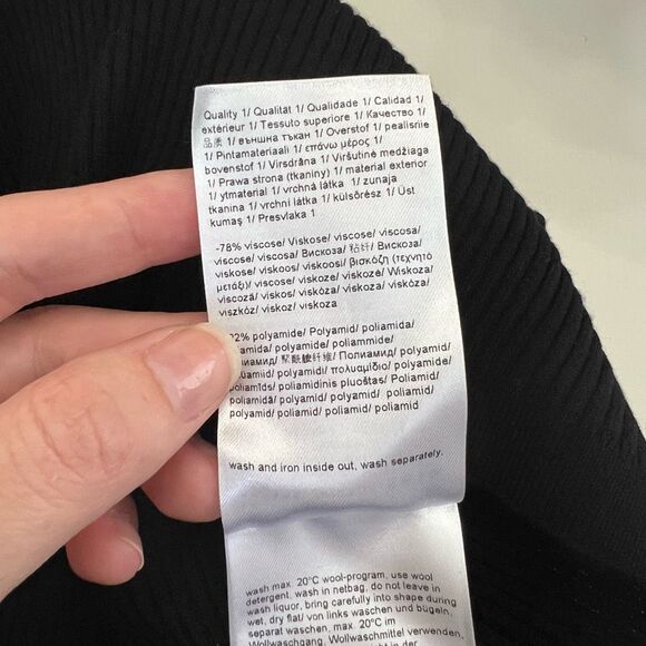 Escada Womens Black Scoop Neck Sleeveless Knit Tank Top Size XL NWT - Picture 8 of 8